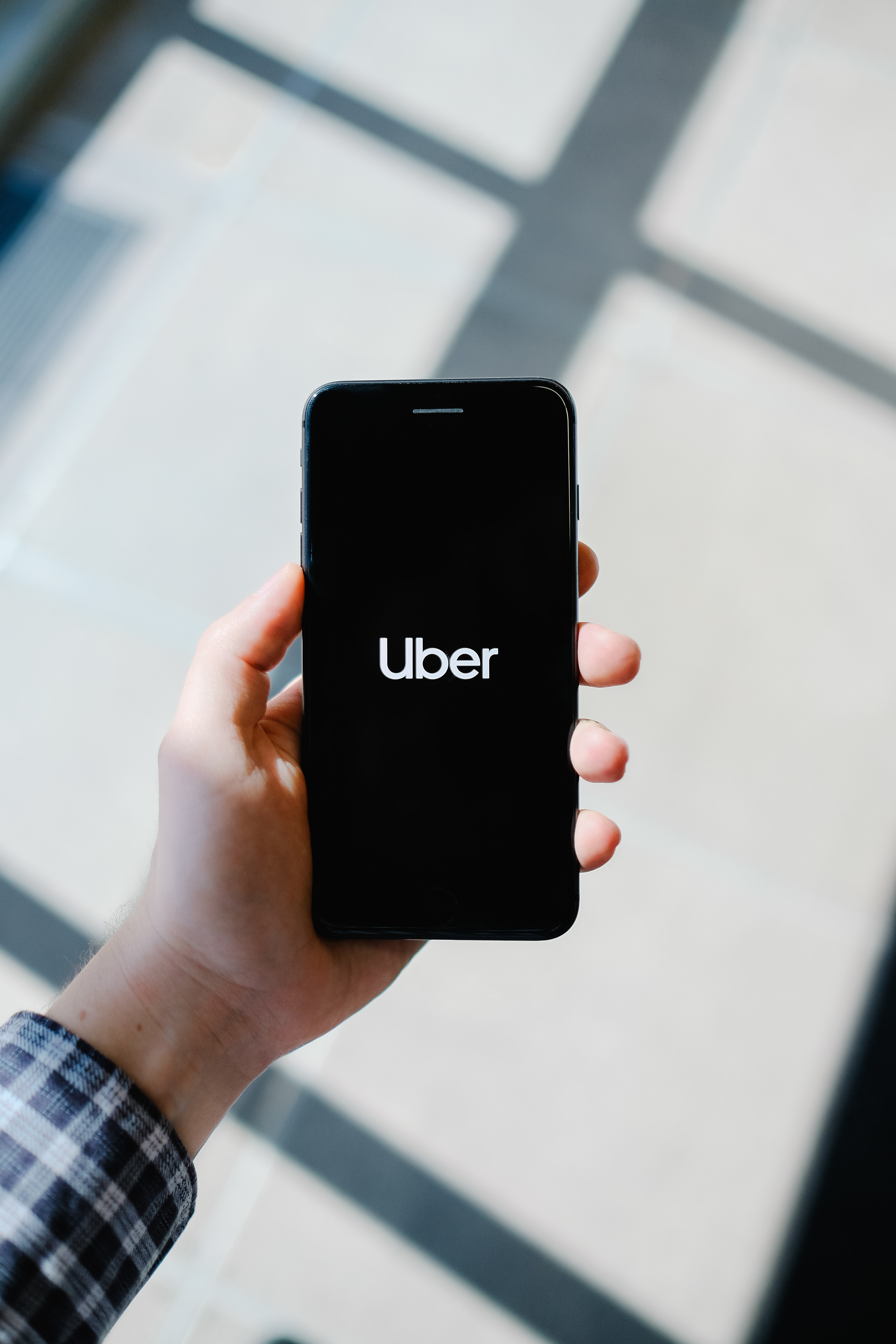 plataforma movilidad uber vehiculos electricos vemo